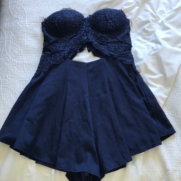 Cute strapless romper! - Picture 1 of 5